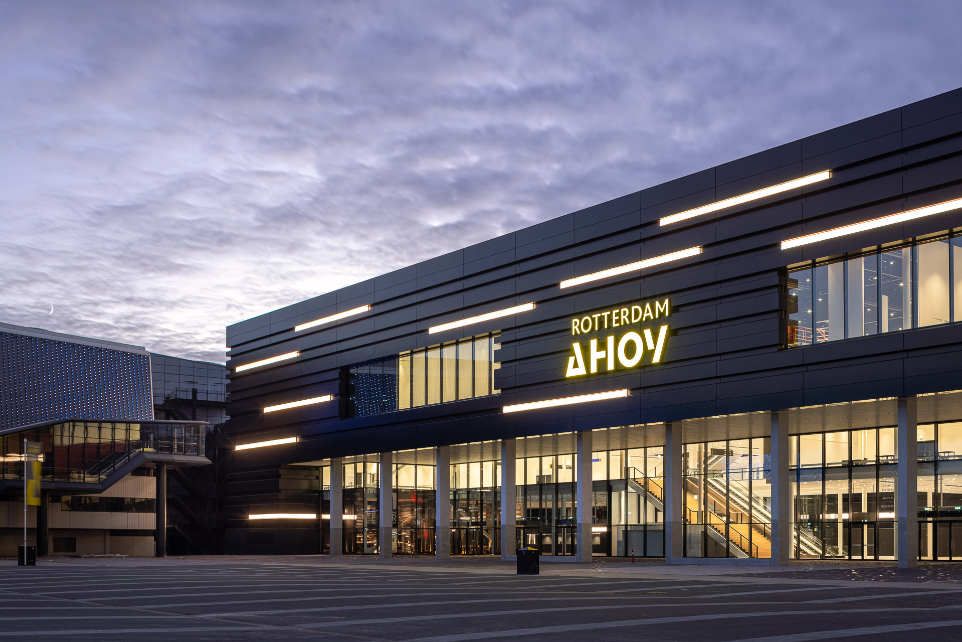 SP2020-Rotterdam-Ahoy-Convention-Centre-Exterieur-16-Architectuur-fotografie